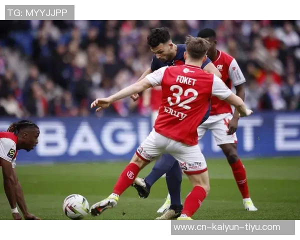 亚眠足球队的崛起与挑战探索法甲联赛中的新机遇与发展潜力 亚眠足球队的崛起与挑战探索法甲联赛中的新机遇与发展潜力